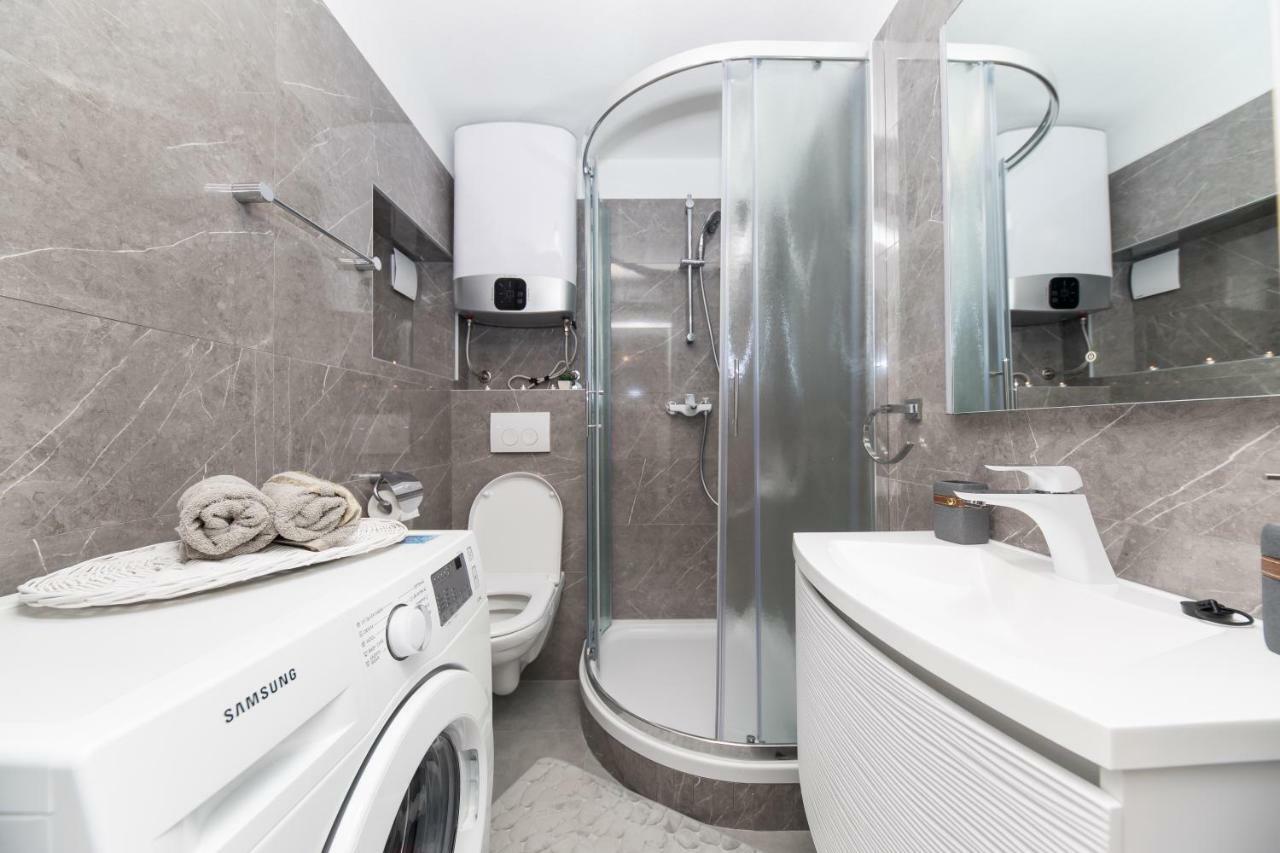 Apartment Apartman Luminosa In Souterrain Split